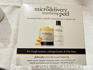 MaxSold Auction: Philosophy Resurfacing Peel Kit — Step I 8 oz & Step II 8 fl oz - Las Vegas (Nevada, USA) PARTNER MANAGED Estate Sale Online Auction - Argent Star Court
