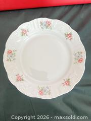 MaxSold Auction: Princess House Rose Garden Porcelain 8.5 in Plates - Set of 6 - Las Vegas (Nevada, USA) PARTNER MANAGED Estate Sale Online Auction - Argent Star Court
