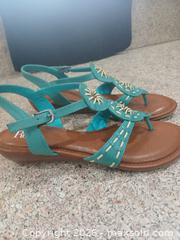 MaxSold Auction: Reba Women's Sandals Size 7.5 Teal/Turquoise - Las Vegas (Nevada, USA) PARTNER MANAGED Estate Sale Online Auction - Argent Star Court