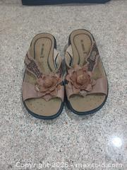 MaxSold Auction: Romika Women's Brown Genuine Leather Sandals US 7 - Las Vegas (Nevada, USA) PARTNER MANAGED Estate Sale Online Auction - Argent Star Court