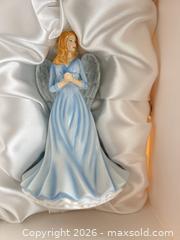 MaxSold Auction: Royal Doulton Watchful Angels Devoted Heart HN5896 Angel Figurine - Las Vegas (Nevada, USA) PARTNER MANAGED Estate Sale Online Auction - Argent Star Court