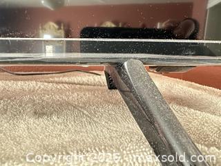 MaxSold Auction: Samsung 32"-43" Flat Screen TV, Black - Las Vegas (Nevada, USA) PARTNER MANAGED Estate Sale Online Auction - Argent Star Court