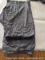 MaxSold Auction: Simply Vera Vera Wang L Animal Print Pajama Set - Las Vegas (Nevada, USA) PARTNER MANAGED Estate Sale Online Auction - Argent Star Court