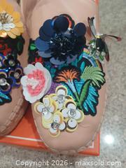 MaxSold Auction: Sutton Leather Espadrille Slip-On, Size 7.5 - Las Vegas (Nevada, USA) PARTNER MANAGED Estate Sale Online Auction - Argent Star Court