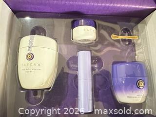 MaxSold Auction: Tatcha Skincare Set — Rice Polish & Ageless Enriching Cream - Las Vegas (Nevada, USA) PARTNER MANAGED Estate Sale Online Auction - Argent Star Court
