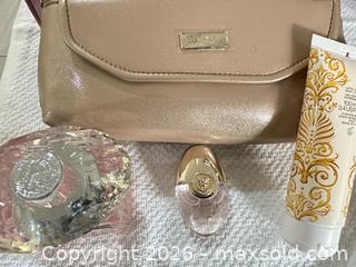 MaxSold Auction: Versace Bright Crystal Perfume Gift Set - Las Vegas (Nevada, USA) PARTNER MANAGED Estate Sale Online Auction - Argent Star Court