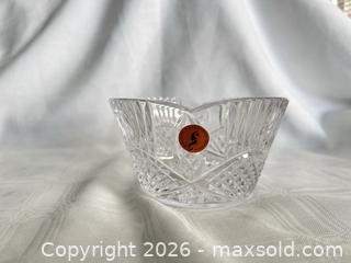 MaxSold Auction: Waterford Aontas Crystal Bowl - Las Vegas (Nevada, USA) PARTNER MANAGED Estate Sale Online Auction - Argent Star Court