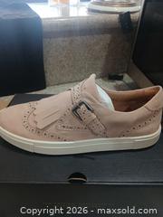 MaxSold Auction: Women's Blush Suede Kiltie Loafer/Sneaker, Size 7.5 M - Las Vegas (Nevada, USA) PARTNER MANAGED Estate Sale Online Auction - Argent Star Court