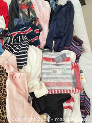 MaxSold Auction: Women's Mixed Clothing Lot — 20+ Large Assorted Brands - Las Vegas (Nevada, USA) PARTNER MANAGED Estate Sale Online Auction - Argent Star Court