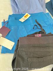 MaxSold Auction: Women's Size 10 Pants Lot of 11 - Las Vegas (Nevada, USA) PARTNER MANAGED Estate Sale Online Auction - Argent Star Court