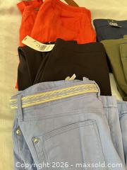 MaxSold Auction: Women's Size 10 Pants Lot of 11 - Las Vegas (Nevada, USA) PARTNER MANAGED Estate Sale Online Auction - Argent Star Court