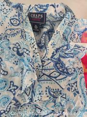 MaxSold Auction: Women's XL Tops and Blouses Lot - Las Vegas (Nevada, USA) PARTNER MANAGED Estate Sale Online Auction - Argent Star Court