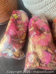 MaxSold Auction: Baskets and potpourri  - Las Vegas (Nevada, USA) SELLER MANAGED Estate Sale Online Auction - Bright Sun Court