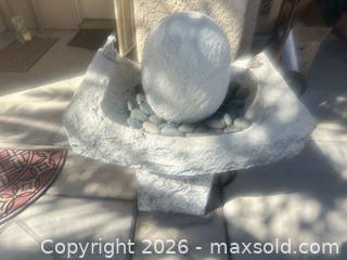 MaxSold Auction: Cast Stone Outdoor Sphere Fountain with Pebble Accent - Las Vegas (Nevada, USA) SELLER MANAGED Estate Sale Online Auction - Bright Sun Court
