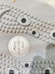 MaxSold Auction: Magnetic Wave Twist/Balance Board, Gray Plastic - Las Vegas (Nevada, USA) SELLER MANAGED Estate Sale Online Auction - Bright Sun Court