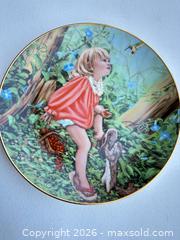 MaxSold Auction: The Stratford Collection Decorative Fine China Plate, 1983 - Las Vegas (Nevada, USA) SELLER MANAGED Estate Sale Online Auction - Bright Sun Court