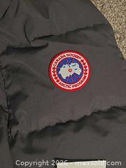 MaxSold Auction: Winter Vest - Size XL - Ottawa (Ontario, Canada) SELLER MANAGED Downsizing Online Auction - Pembina
