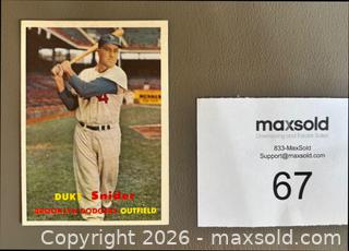 MaxSold Auction: 1957 Topps Baseball Card Lot of 17  w / Duke Snider  - Ottawa (Ontario, Canada) SELLER MANAGED Downsizing Online Auction - Starwood Road