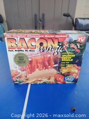 MaxSold Auction: Bacon Magic - Oakley (California, USA) SELLER MANAGED Downsizing Online Auction -  Drake Court