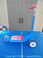 MaxSold Auction: Radio Flyer Scooter - Oakley (California, USA) SELLER MANAGED Downsizing Online Auction -  Drake Court