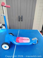 MaxSold Auction: Radio Flyer Scooter - Oakley (California, USA) SELLER MANAGED Downsizing Online Auction -  Drake Court