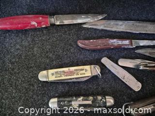 MaxSold Auction: Cutting utensils  - Langford (British Columbia, Canada) SELLER MANAGED Downsizing Online Auction - Atkins Avenue