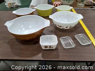 MaxSold Auction: Pyrex Glass Mixing Bowls and Refrigerator Storage Dishes - Frederick (Maryland, USA) PARTNER MANAGED Downsizing Online Auction - English Muffin Way
