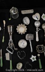 MaxSold Auction: Vintage Dishware  - Frederick (Maryland, USA) PARTNER MANAGED Downsizing Online Auction - English Muffin Way