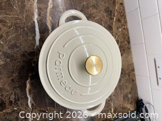 MaxSold Auction: Parmeedu / Parme Duo 5.5 QT Enameled Cast Iron Dutch Oven (Cream) - Toronto (Ontario, Canada) SELLER MANAGED Downsizing Online Auction - The Kingsway