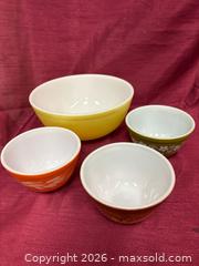 MaxSold Auction: Vintage Mid-Century Pyrex Glass Bowls, Set of 4 - Renfrew (Ontario, Canada) SELLER MANAGED Downsizing Online Auction - Plaunt Street South