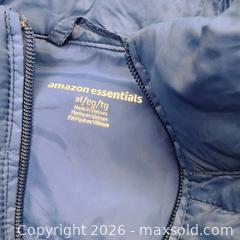 MaxSold Auction: Mens XL JACKET lot  - Waterford (New Jersey, USA) SELLER MANAGED Estate Sale Online Auction - Chew Road