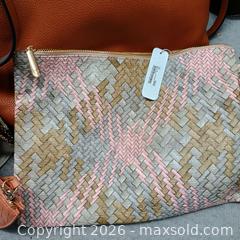 MaxSold Auction: Misc handbag and purse lot 8 some new  - Waterford (New Jersey, USA) SELLER MANAGED Estate Sale Online Auction - Chew Road