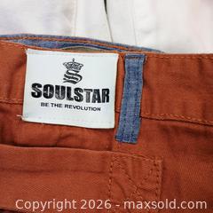 MaxSold Auction: Womans pants lot size large 10-12 (7) - Waterford (New Jersey, USA) SELLER MANAGED Estate Sale Online Auction - Chew Road