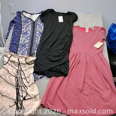 MaxSold Auction: Women's dress lot (4) size small some new with tags  - Waterford (New Jersey, USA) SELLER MANAGED Estate Sale Online Auction - Chew Road