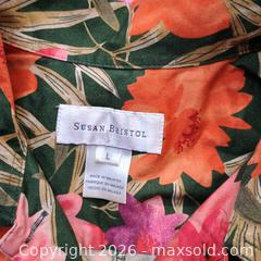 MaxSold Auction: Women's jacket lot size large (3) - Waterford (New Jersey, USA) SELLER MANAGED Estate Sale Online Auction - Chew Road
