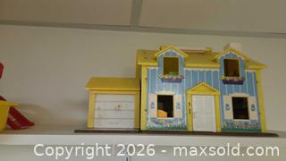 MaxSold Auction: Assorted Vintage Toy Lot — Tonka, Fisher-Price, Wooden & Plastic B - Deep River (Ontario, Canada) PARTNER MANAGED Downsizing Online Auction - Frontenac Crescent