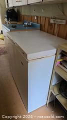 MaxSold Auction: Danby White Chest Freezer C - Deep River (Ontario, Canada) PARTNER MANAGED Downsizing Online Auction - Frontenac Crescent