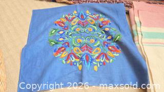 MaxSold Auction: Lot: Kenwood (Ramcrest) Wool Blanket & Assorted Linens, Wicker Basket A - Deep River (Ontario, Canada) PARTNER MANAGED Downsizing Online Auction - Frontenac Crescent