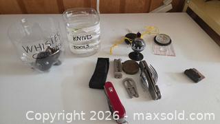 MaxSold Auction: Lot of Camping Gear: Sleeping Bags, Backpacks, Knives & Tools B - Deep River (Ontario, Canada) PARTNER MANAGED Downsizing Online Auction - Frontenac Crescent