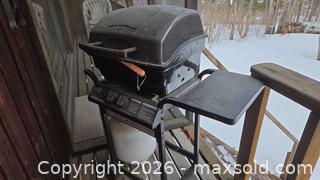 MaxSold Auction: Master Chef 2-Burner Propane Gas Grill B - Deep River (Ontario, Canada) PARTNER MANAGED Downsizing Online Auction - Frontenac Crescent
