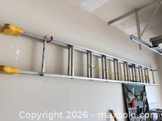 MaxSold Auction: 10ft Extension Ladder C - London (Ontario, Canada) PARTNER MANAGED Estate Sale Online Auction - Brixham Crescent