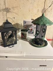 MaxSold Auction: Bird Feeders.    B - London (Ontario, Canada) PARTNER MANAGED Estate Sale Online Auction - Brixham Crescent