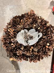 MaxSold Auction: Christmas Outdoor Decor.  B - London (Ontario, Canada) PARTNER MANAGED Estate Sale Online Auction - Brixham Crescent