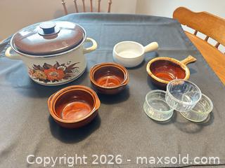 MaxSold Auction: Cooking Items.   A - London (Ontario, Canada) PARTNER MANAGED Estate Sale Online Auction - Brixham Crescent