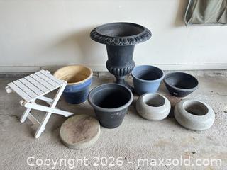 MaxSold Auction: Flower pots and planters B - London (Ontario, Canada) PARTNER MANAGED Estate Sale Online Auction - Brixham Crescent