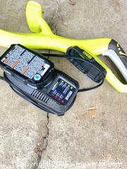 MaxSold Auction: Garden Essentials. B - London (Ontario, Canada) PARTNER MANAGED Estate Sale Online Auction - Brixham Crescent