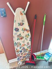 MaxSold Auction: Laundry room items B - London (Ontario, Canada) PARTNER MANAGED Estate Sale Online Auction - Brixham Crescent
