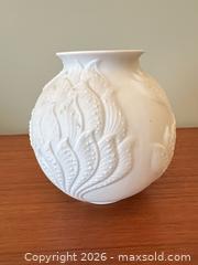 MaxSold Auction: Porcelain Vase.   A - London (Ontario, Canada) PARTNER MANAGED Estate Sale Online Auction - Brixham Crescent