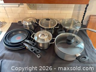 MaxSold Auction: Pots and Pans  A - London (Ontario, Canada) PARTNER MANAGED Estate Sale Online Auction - Brixham Crescent