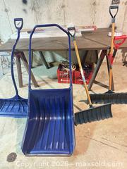 MaxSold Auction: Snow Shovels     B - London (Ontario, Canada) PARTNER MANAGED Estate Sale Online Auction - Brixham Crescent